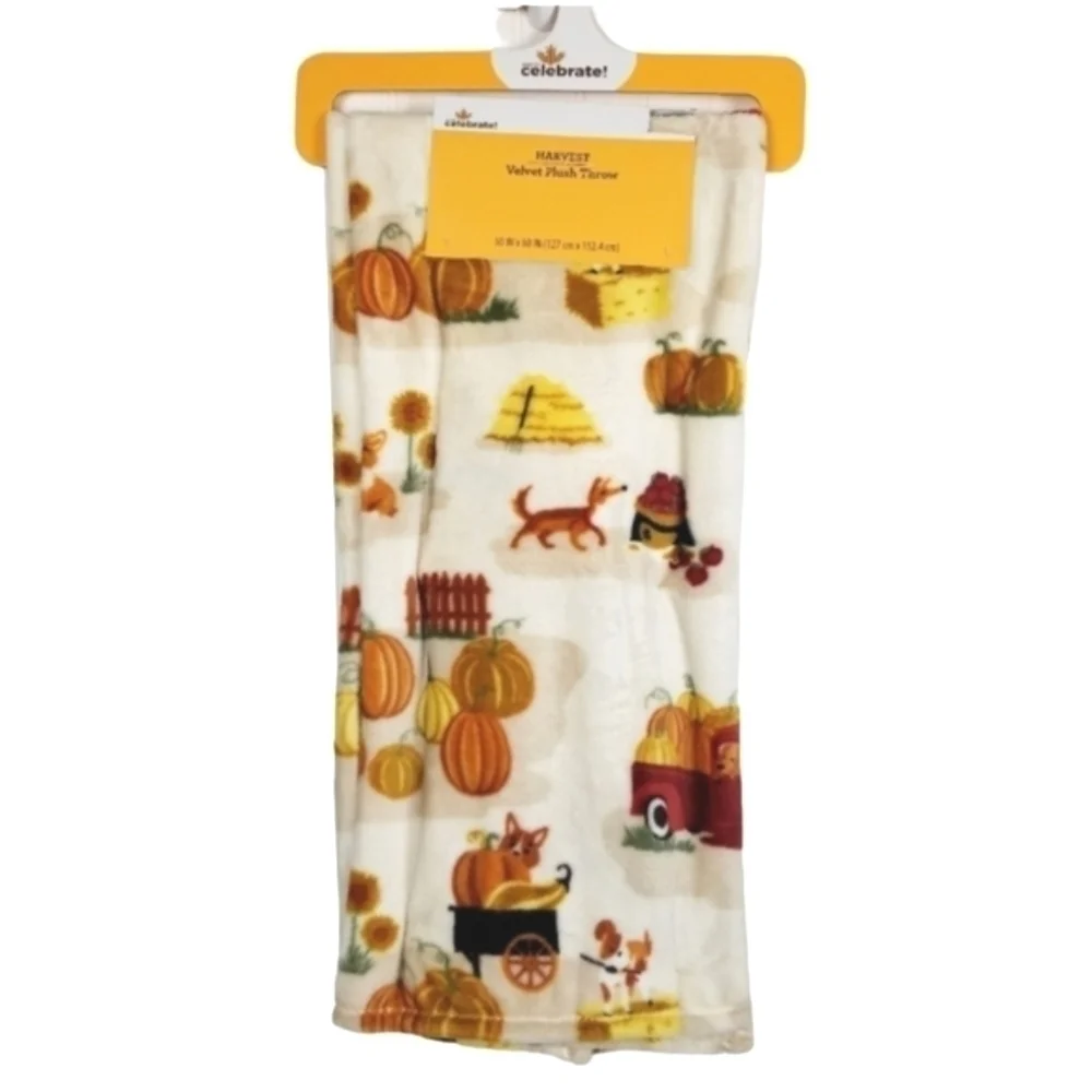 Fleece Throw Blanket NWT Plush Dogs Puppies Fall Pumpkin Patch Truck Sunflower